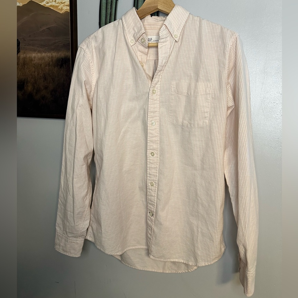 Ladies Gap Button Up